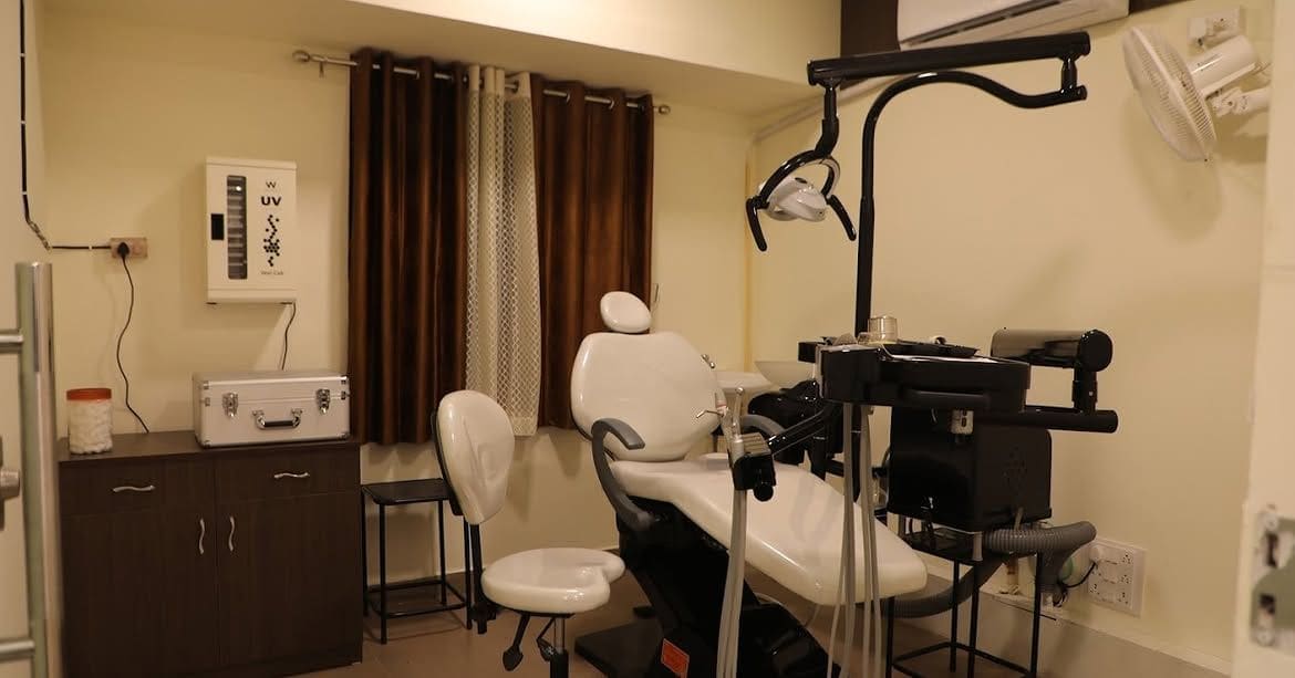 Second operatory at Rudra Dental used for implant placement